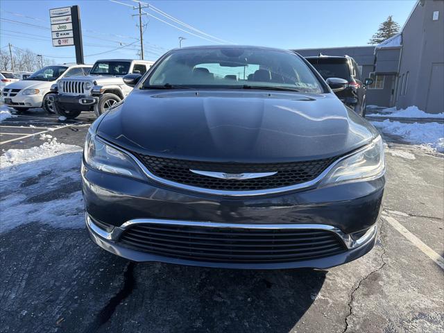 2016 Chrysler 200 Limited Platinum