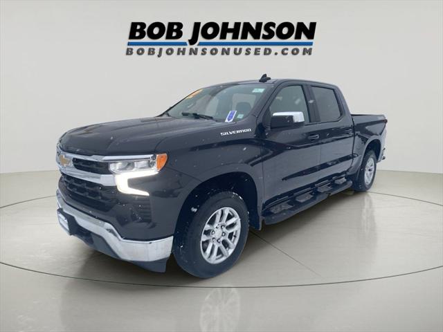 2022 Chevrolet Silverado 1500 4WD Crew Cab Short Bed LT with 2FL