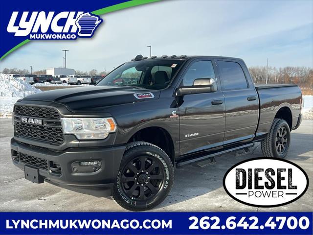 2022 RAM 3500 Tradesman Crew Cab 4x4 64 Box