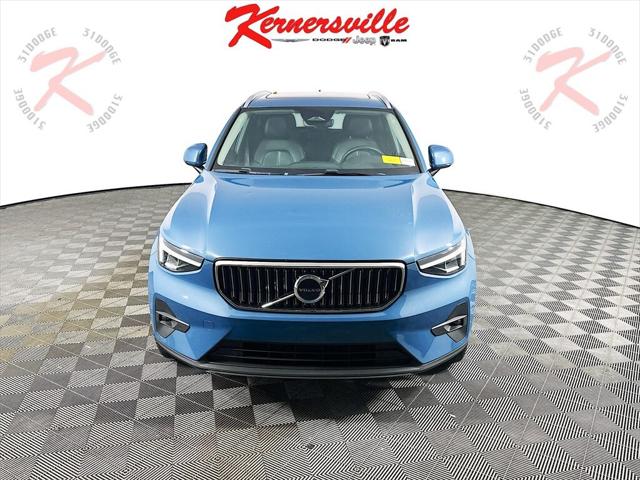 2023 Volvo XC40 B4 Plus Bright Theme 2023 Volvo XC40 B4 Plus Bright Theme