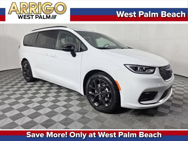 2026 Chrysler Pacifica Limited for sale in West Palm Beach, FL