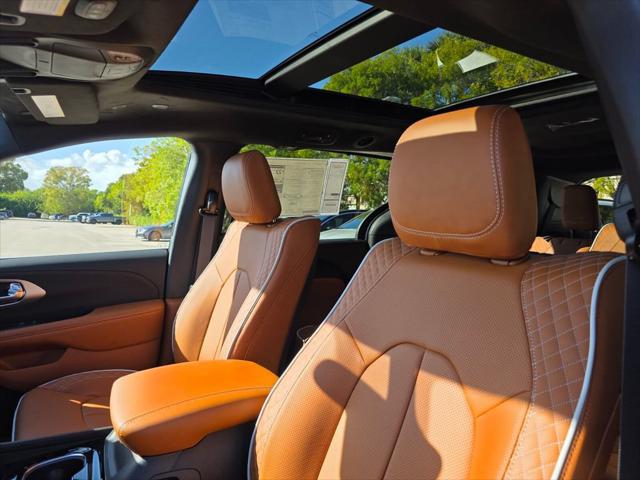 2026 Chrysler Pacifica Pinnacle