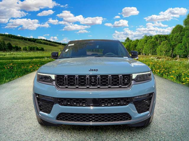 2026 Jeep Grand Cherokee Summit 4x4