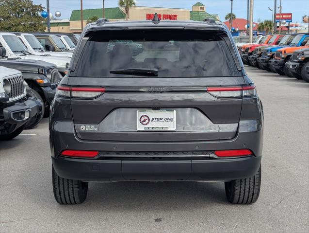 2025 Jeep Grand Cherokee Altitude X 4x2