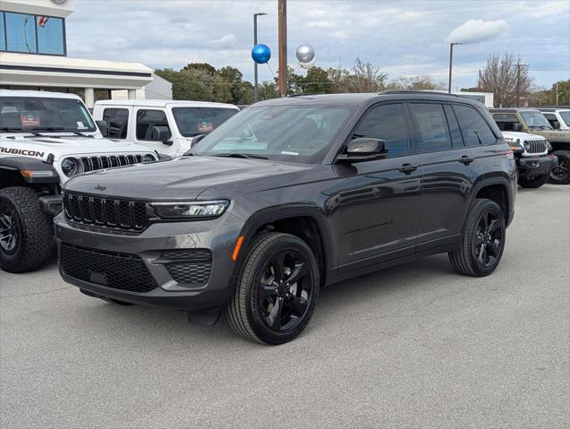 2025 Jeep Grand Cherokee Altitude X 4x2