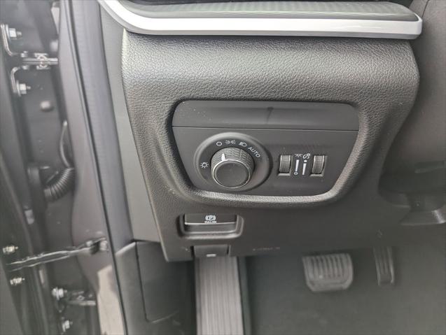 2025 Jeep Grand Cherokee Altitude X 4x2