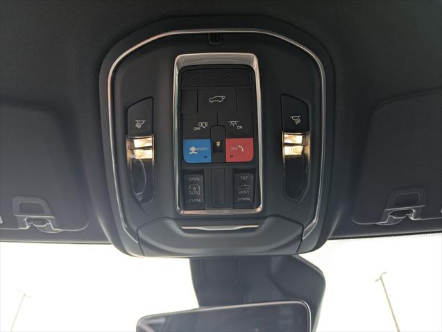 2025 Jeep Grand Cherokee Altitude X 4x2