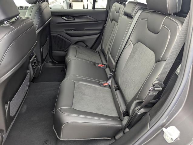 2025 Jeep Grand Cherokee Altitude X 4x2