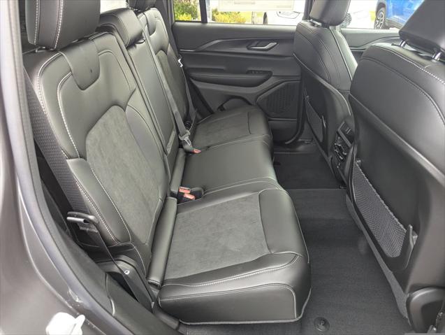2025 Jeep Grand Cherokee Altitude X 4x2