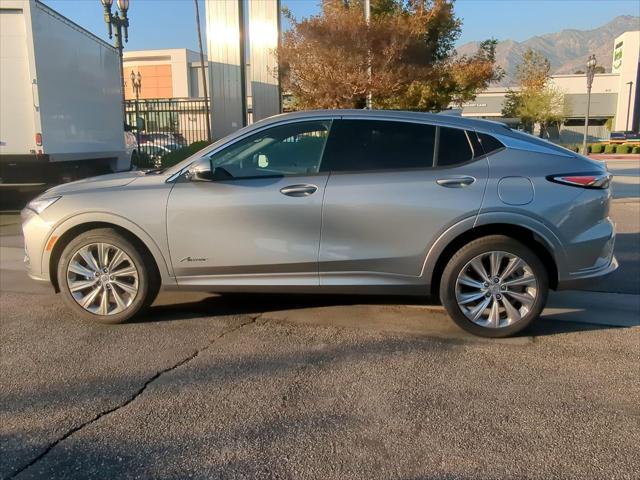 2024 Buick NV Avenir FWD