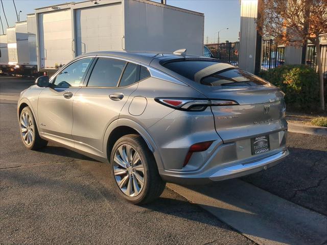 2024 Buick NV Avenir FWD
