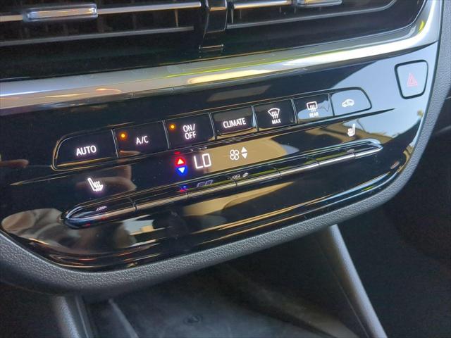 2024 Buick NV Avenir FWD