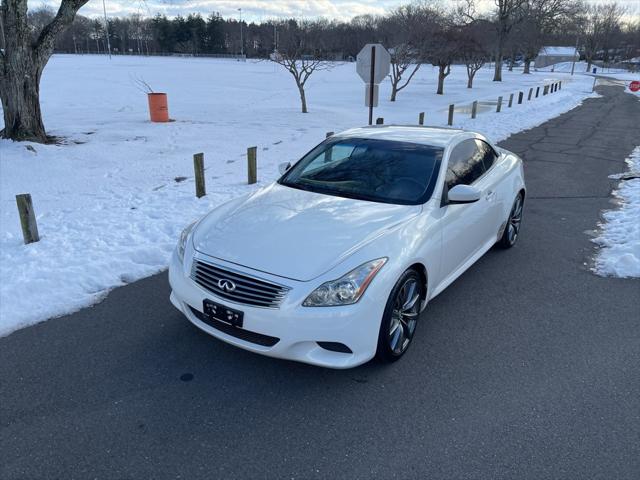 2010 INFINITI G37 Sport