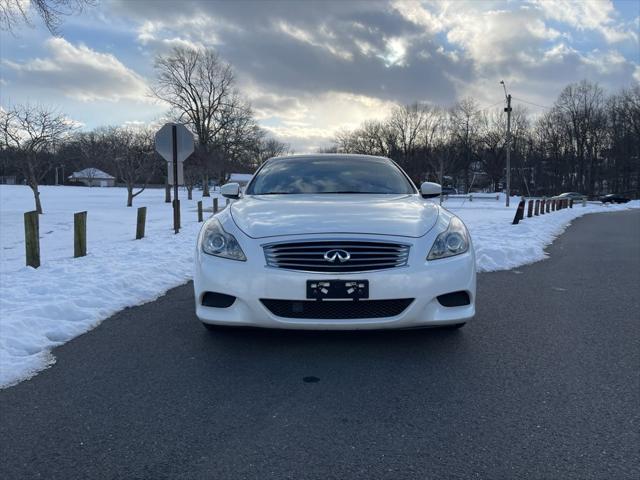2010 INFINITI G37 Sport