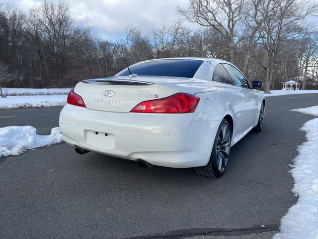 2010 INFINITI G37 Sport