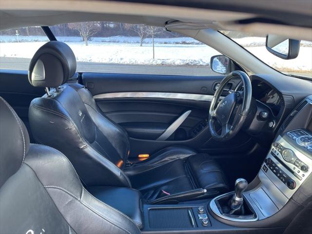 2010 INFINITI G37 Sport