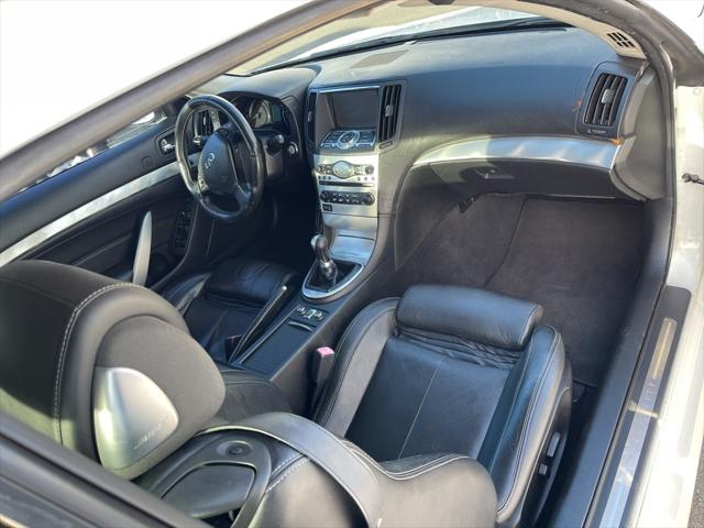2010 INFINITI G37 Sport