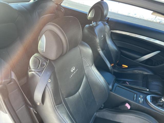 2010 INFINITI G37 Sport