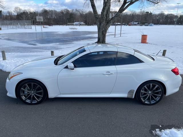 2010 INFINITI G37 Sport