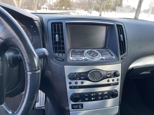 2010 INFINITI G37 Sport