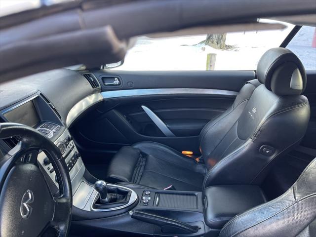 2010 INFINITI G37 Sport