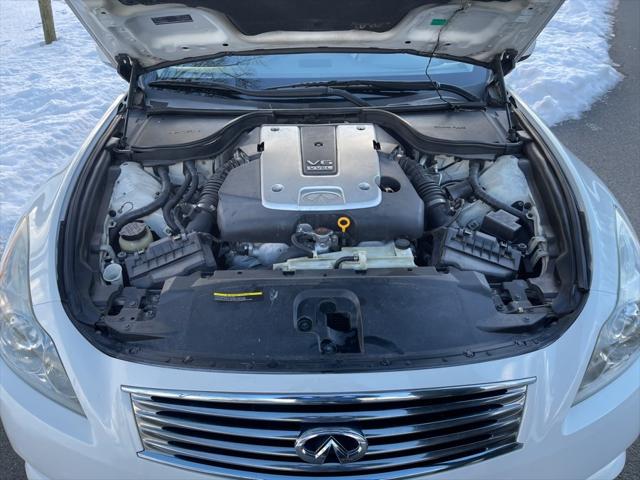 2010 INFINITI G37 Sport