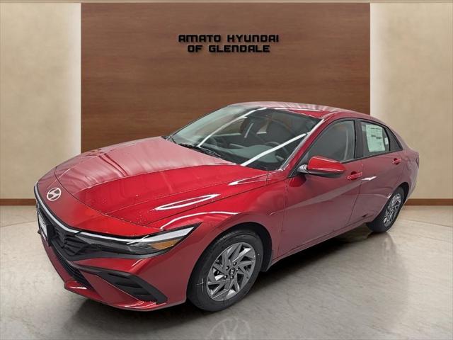2026 Hyundai Elantra Hybrid Blue for sale in Milwaukee, WI