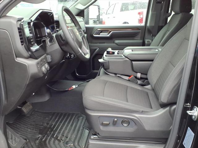 2026 Chevrolet Silverado 2500HD Crew Cab, Standard Bed, LT, 4WD