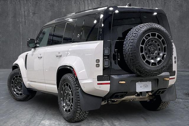 2026 Land Rover Defender P635 OCTA
