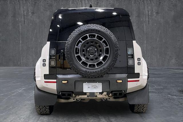 2026 Land Rover Defender P635 OCTA