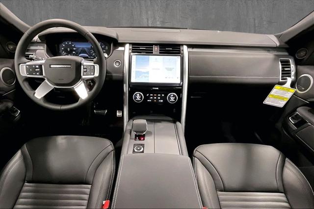 2026 Land Rover Discovery Gemini Edition