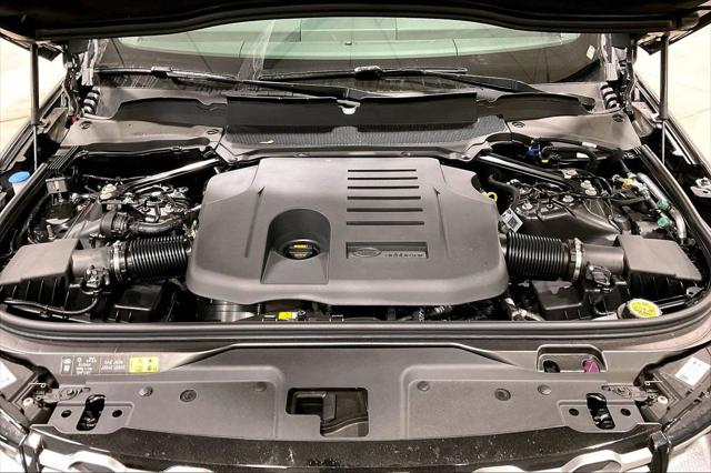 2026 Land Rover Discovery Gemini Edition