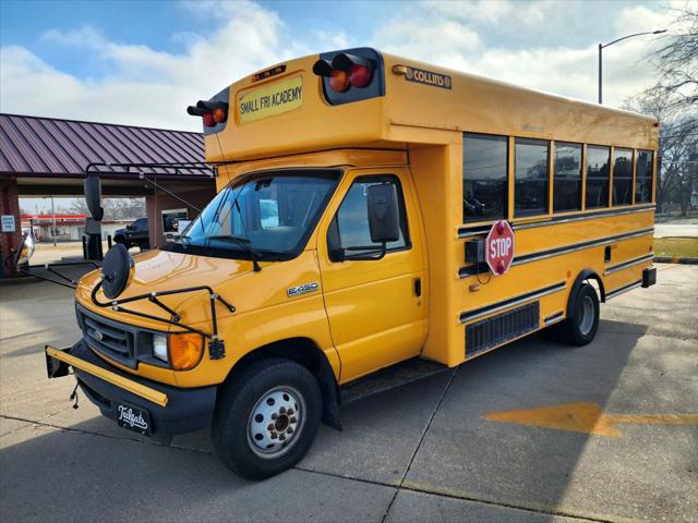 2006 Ford E-450 Cutaway E450 Cube Van 14'-18'