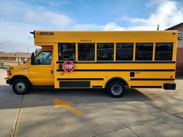 2006 Ford E-450 Cutaway E450 Cube Van 14'-18'