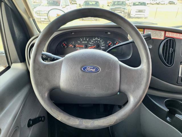 2006 Ford E-450 Cutaway E450 Cube Van 14'-18'