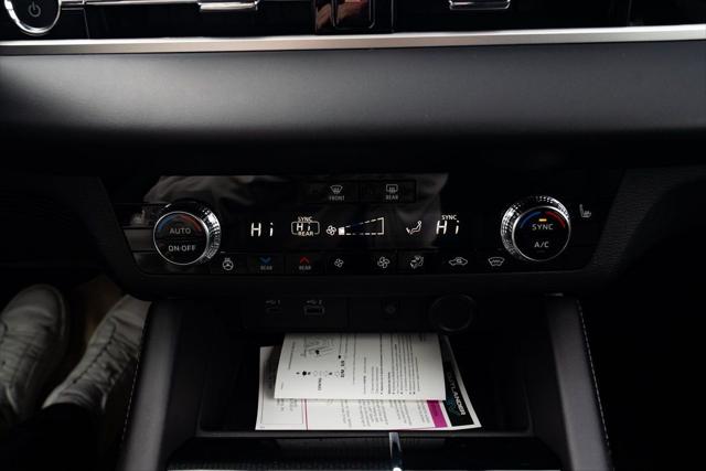 2025 Mitsubishi Outlander PHEV SEL BLACK EDITION S-AWC