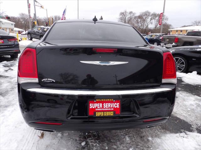 2018 Chrysler 300 Limited AWD
