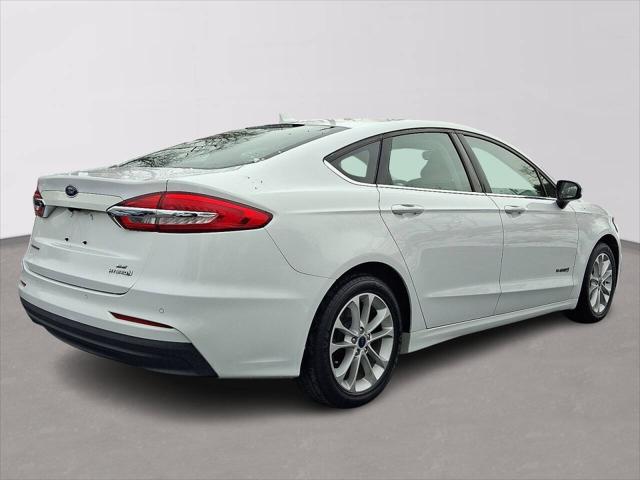 2019 Ford Fusion Hybrid SE