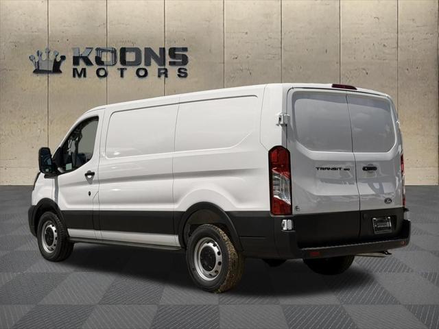 2026 Ford Transit Cargo Van Base