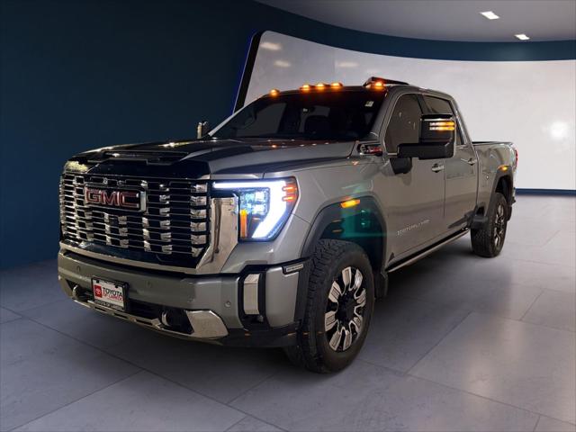 2025 GMC Sierra 2500HD Denali's photo