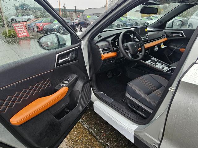 2025 Mitsubishi Outlander PHEV SEL S-AWC