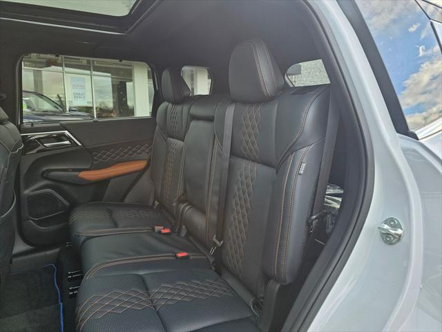 2025 Mitsubishi Outlander PHEV SEL S-AWC