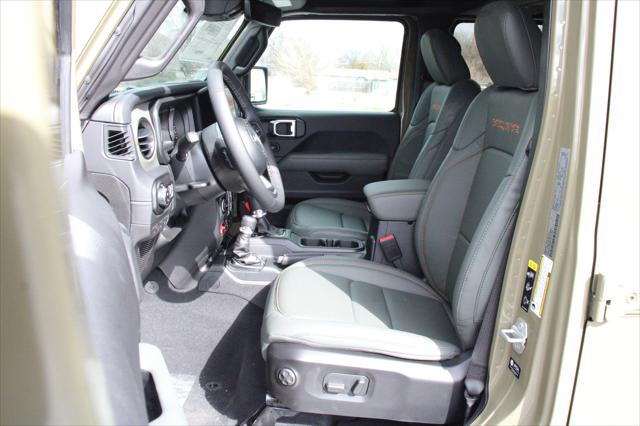 2026 Jeep Gladiator GLADIATOR MOJAVE X 4X4