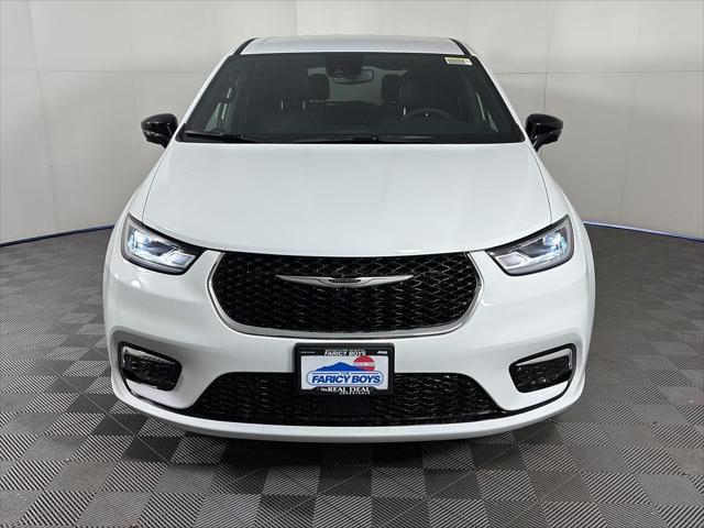 2026 Chrysler Pacifica PACIFICA SELECT AWD