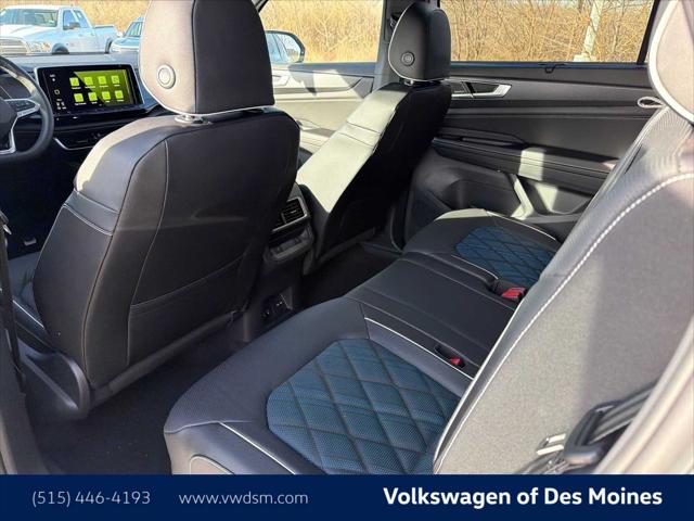 2026 Volkswagen Atlas Cross Sport SEL Premium R-Line