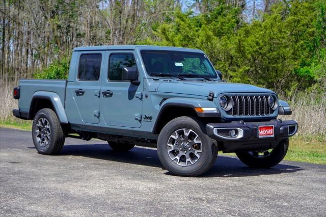 2026 Jeep Gladiator GLADIATOR SAHARA 4X4