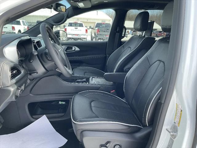 2026 Chrysler Pacifica Limited AWD