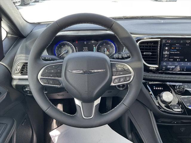 2026 Chrysler Pacifica Limited AWD