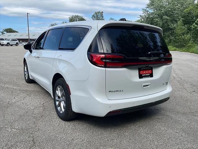 2026 Chrysler Pacifica Limited AWD