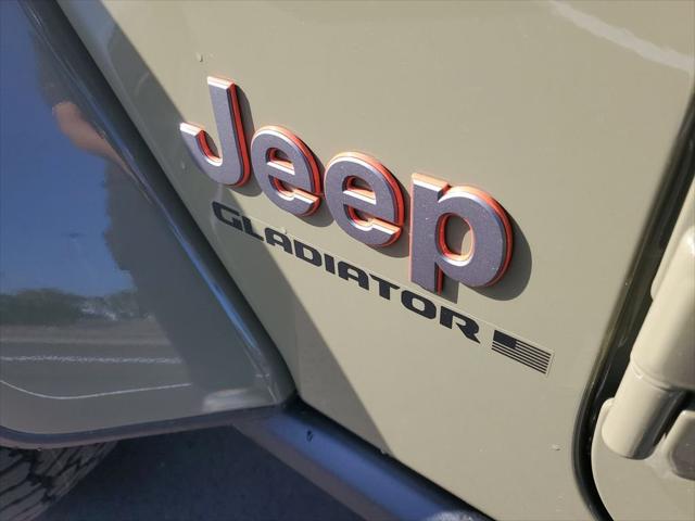 2026 Jeep Gladiator Sport
